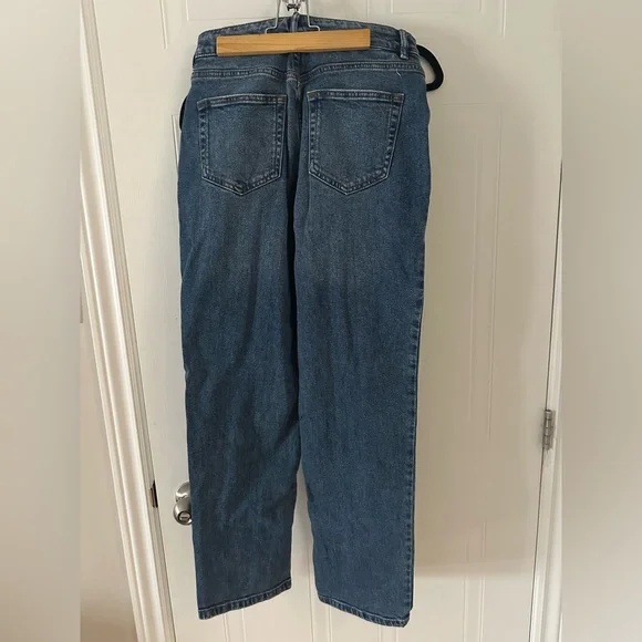 Joe Fresh High Rise Straight Jeans - Picture 2 of 3